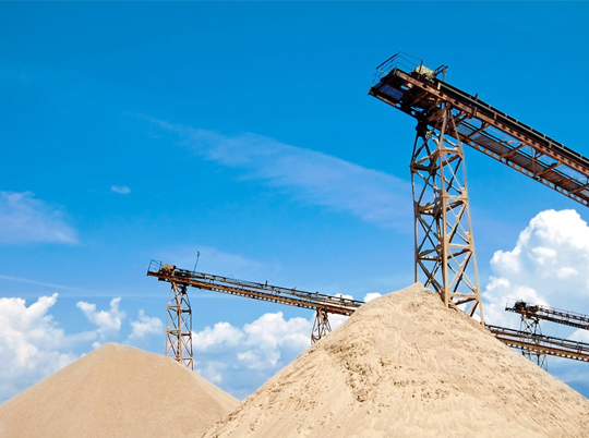 人工VS天然，機(jī)制砂為何不遜于天然砂？