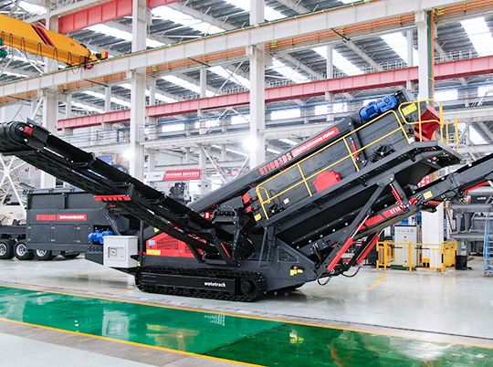 如何輕松應(yīng)對礦山破碎篩分的場地限制和基建難題？履帶式移動破碎篩分站給你答案