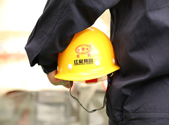 破碎機(jī)如何保養(yǎng)才能安全過冬？紅星機(jī)器教你幾招